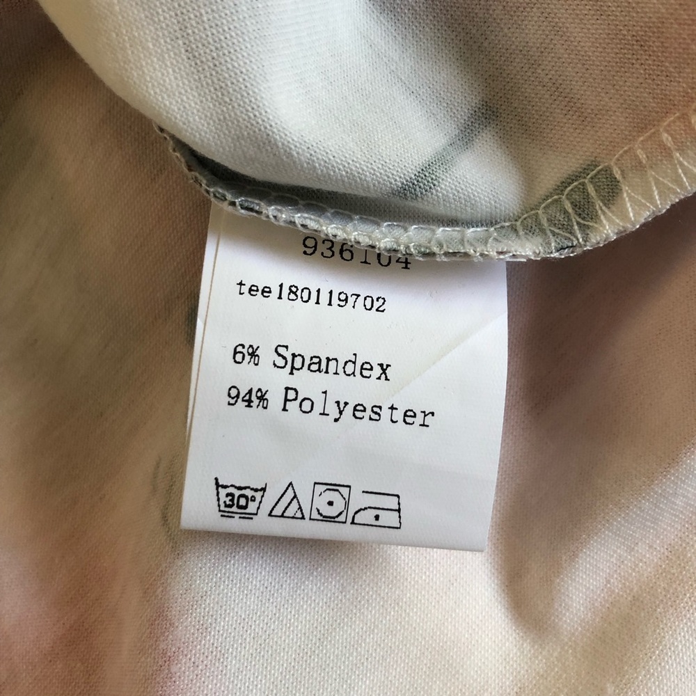 SHEIN Dressy Floral Tee Size Medium - Picture 4 of 4